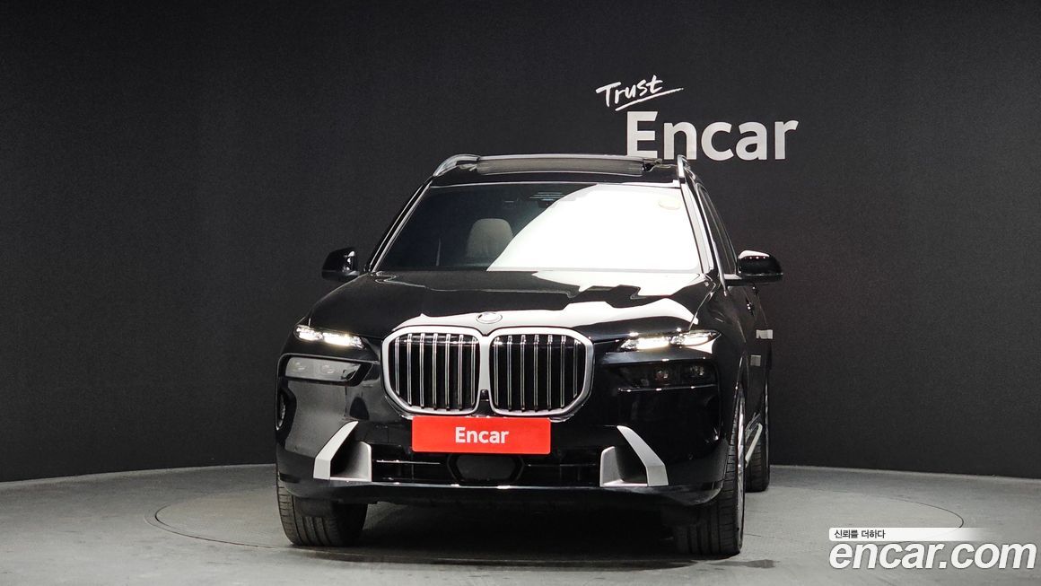 BMW X7 2025