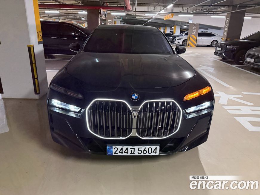 BMW 7-Series 2025