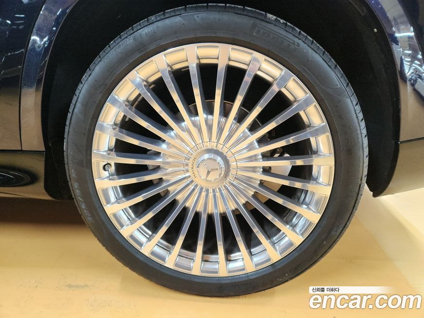 Mercedes-Benz GLS-Class 2022