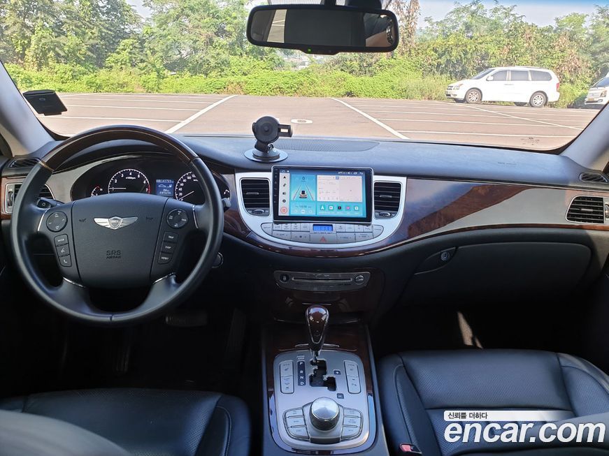 Hyundai Genesis 2008