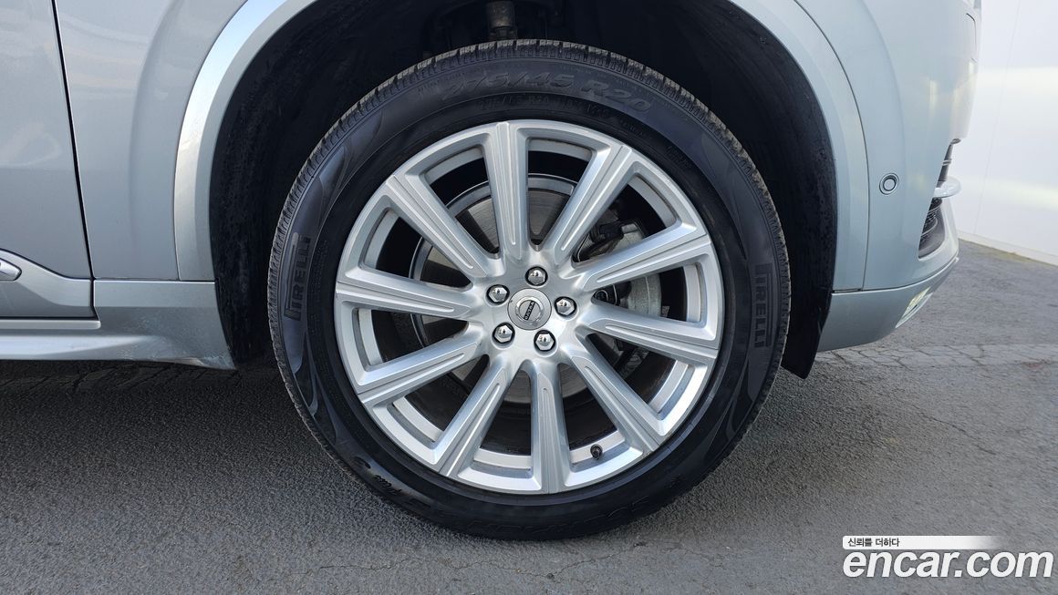 Volvo XC90 2019