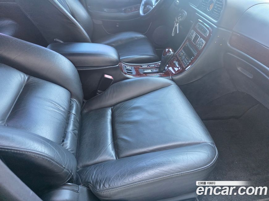 Hyundai Dynasty 1998