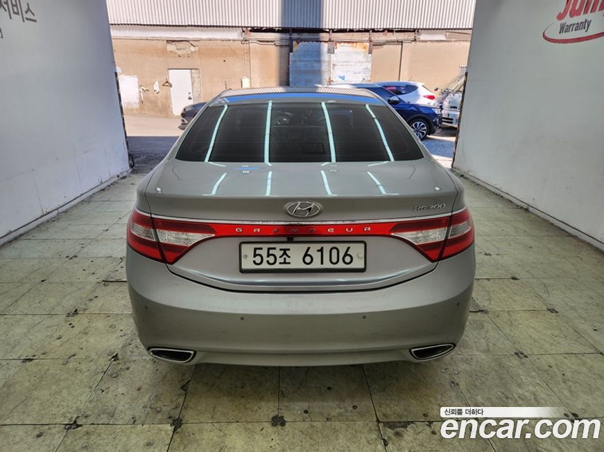 Hyundai Grandeur 2012