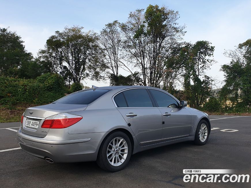 Hyundai Genesis 2008