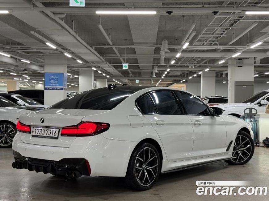 BMW 5-Series 2021