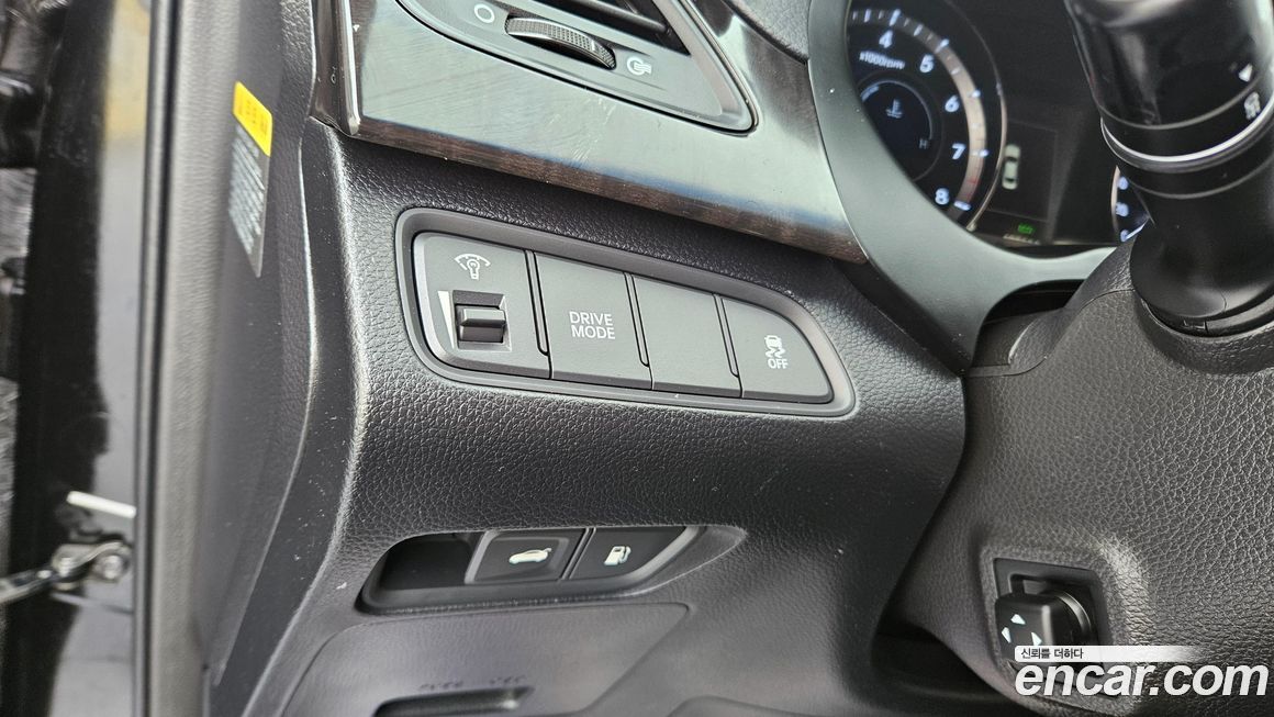 Hyundai Grandeur 2016