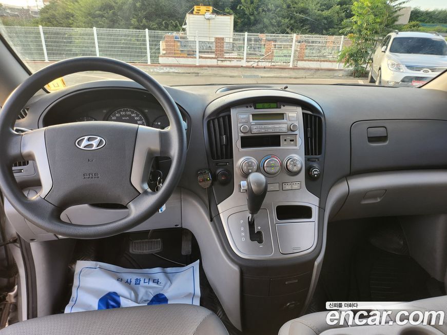 Hyundai Starex 2011