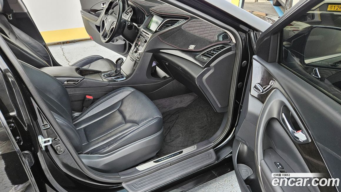 Hyundai Grandeur 2016