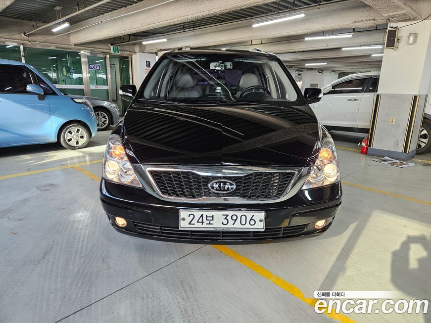 Kia Canival 2011