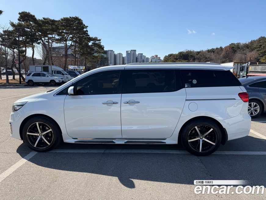 Kia Canival 2015