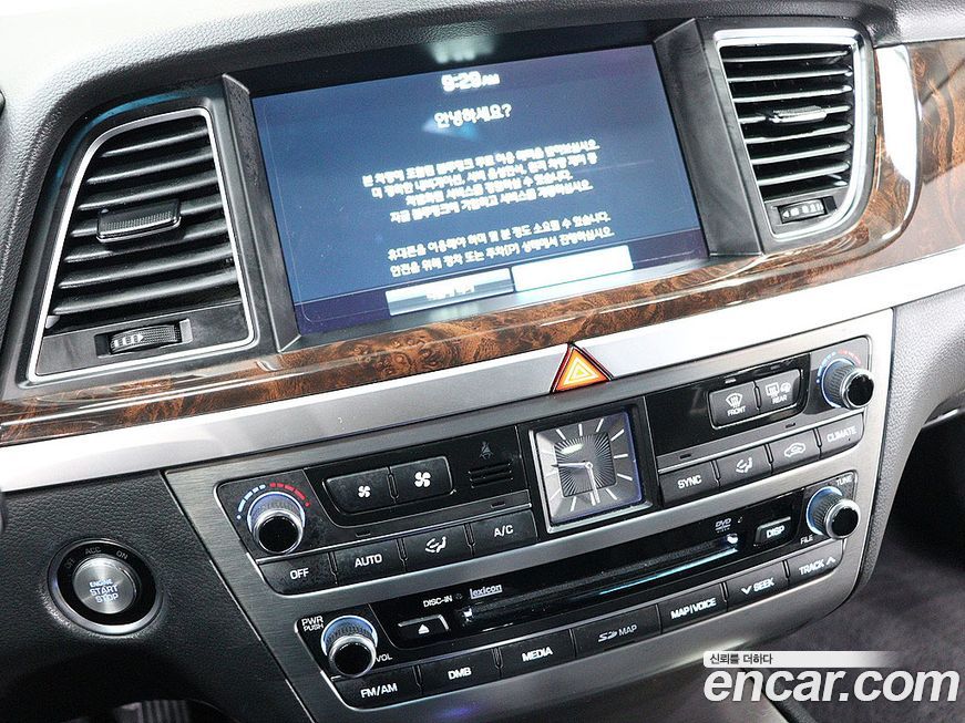 Hyundai Genesis 2015