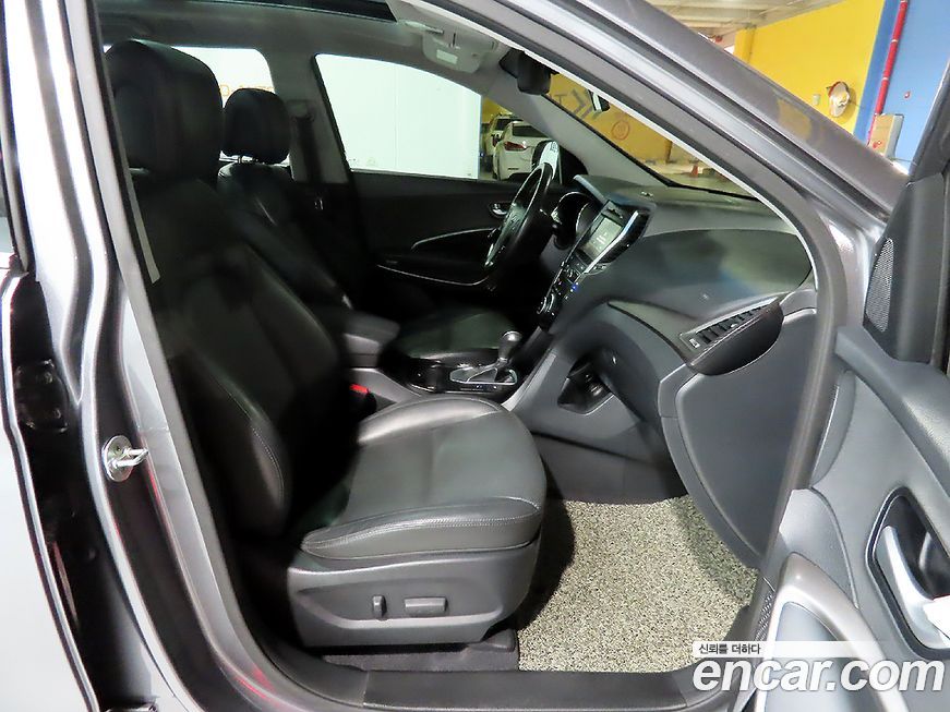 Hyundai Santafe 2016