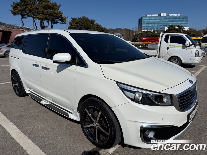 Kia Canival 2015
