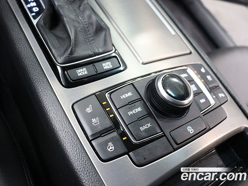 Hyundai Genesis 2015