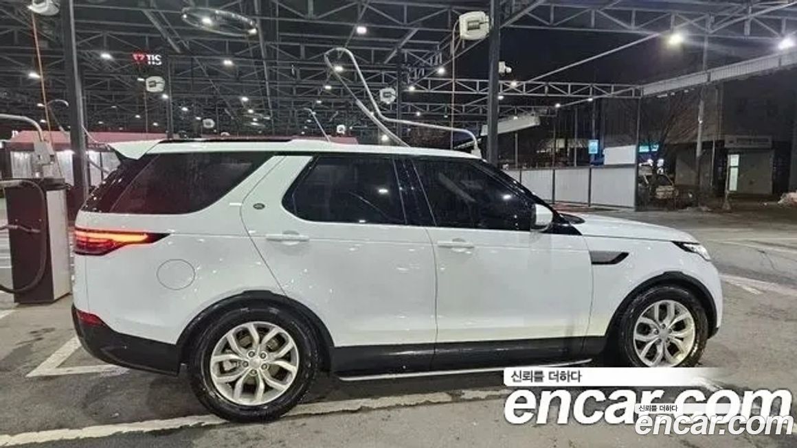 Land Rover Discovery 2018