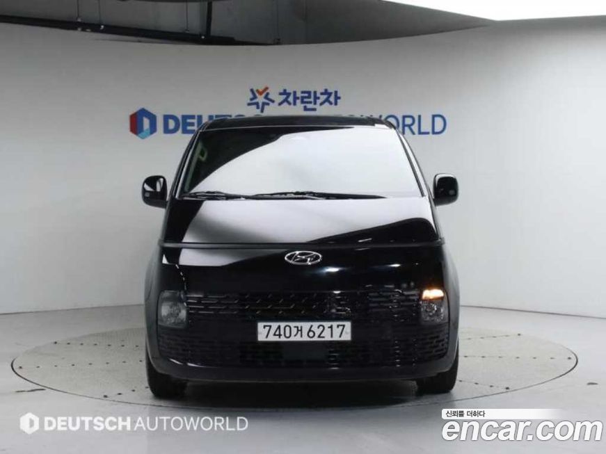 Hyundai Staria 2022