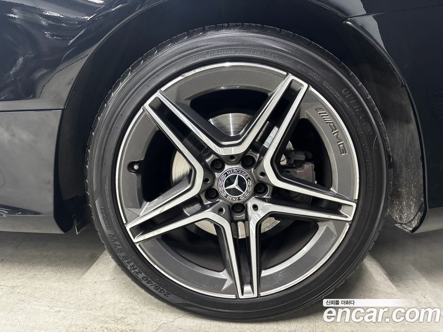 Mercedes-Benz C-Class 2021