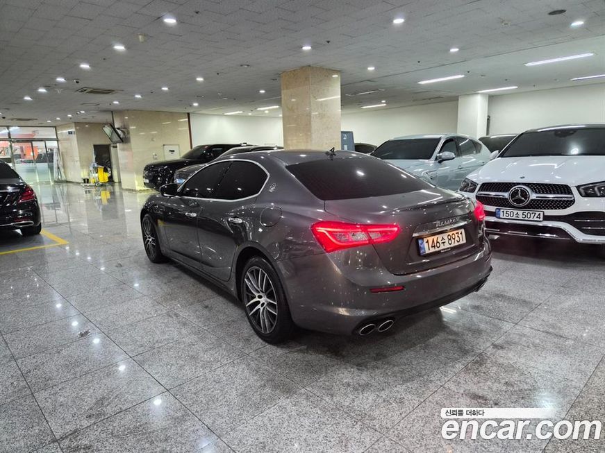 Maserati Ghibli 2020