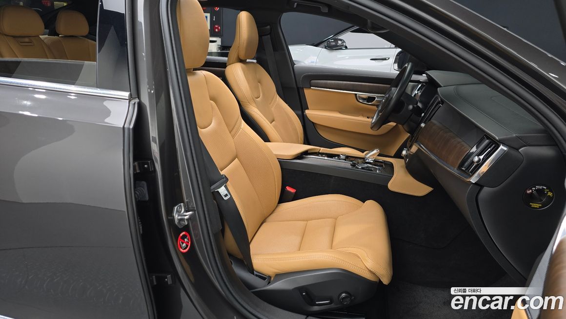 Volvo S90 2021
