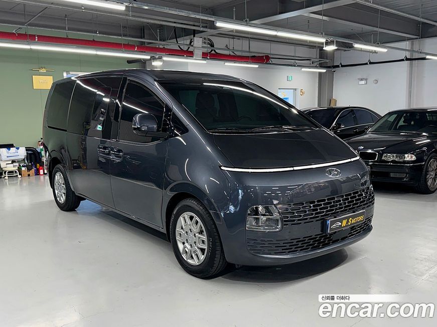 Hyundai Staria 2024