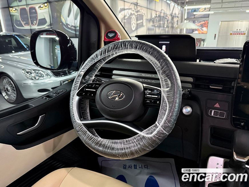 Hyundai Staria 2024