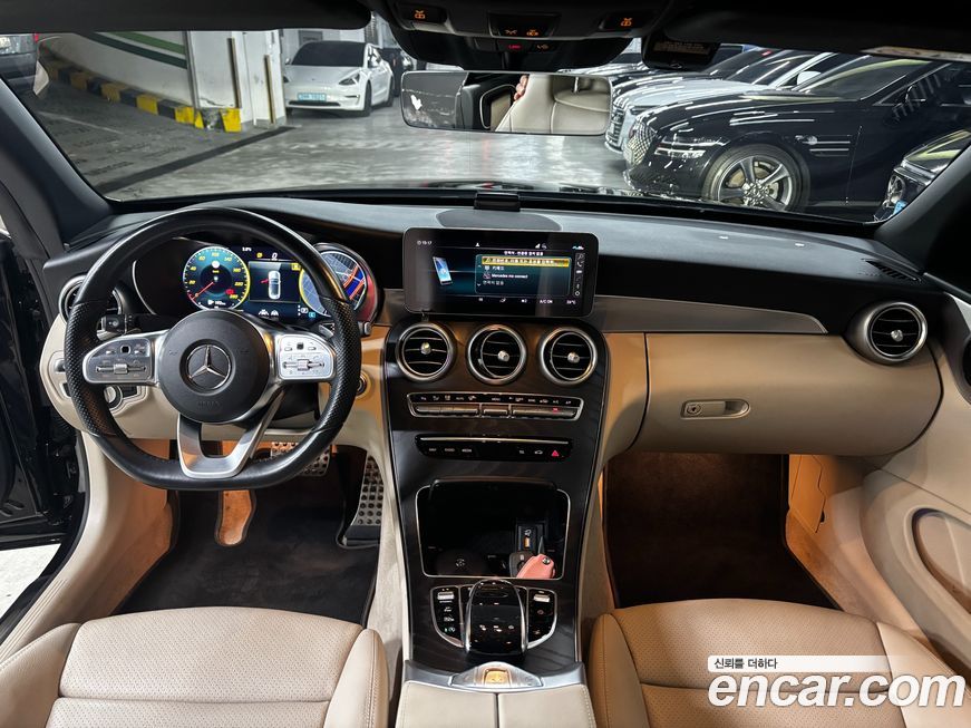 Mercedes-Benz C-Class 2021