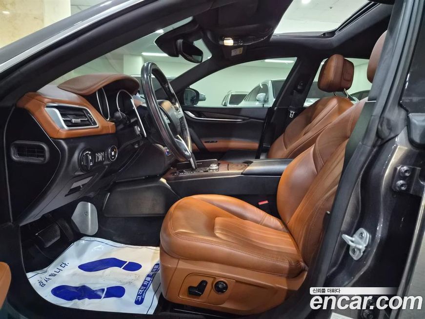 Maserati Ghibli 2020