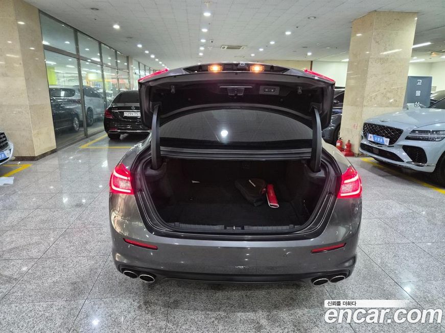 Maserati Ghibli 2020