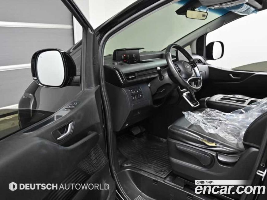 Hyundai Staria 2022