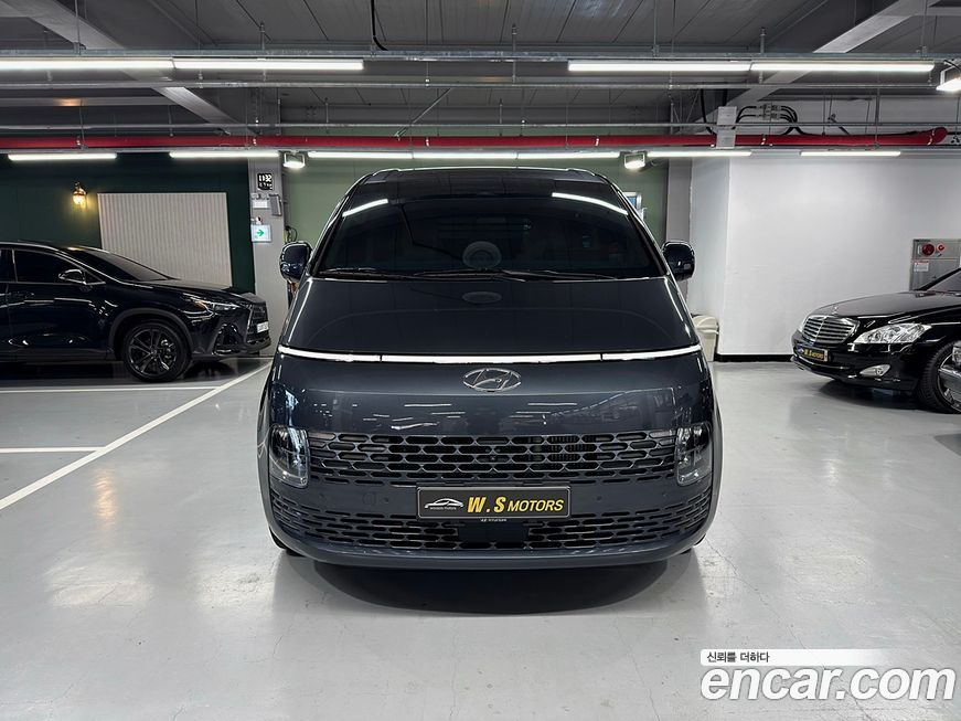 Hyundai Staria 2024