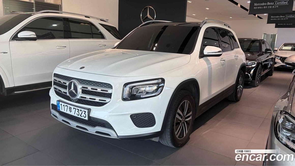Mercedes-Benz GLB-Class 2021