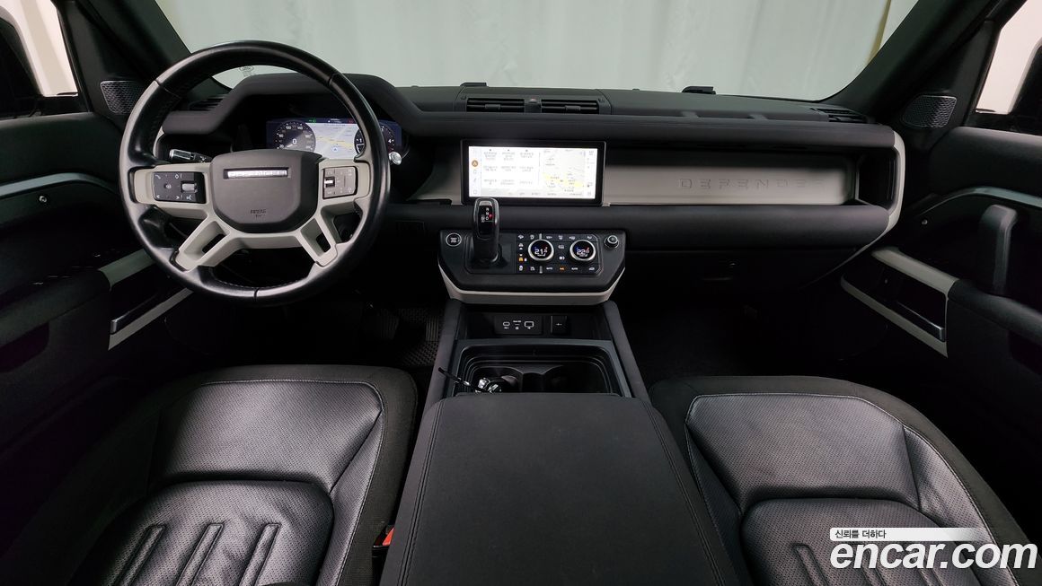 Land Rover Defender 2020