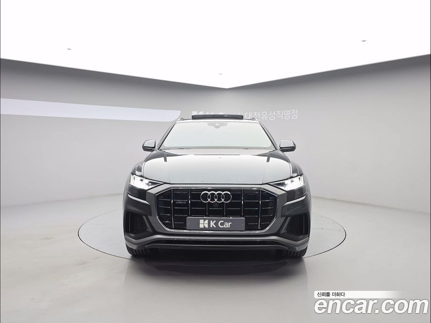 Audi Q8 2020