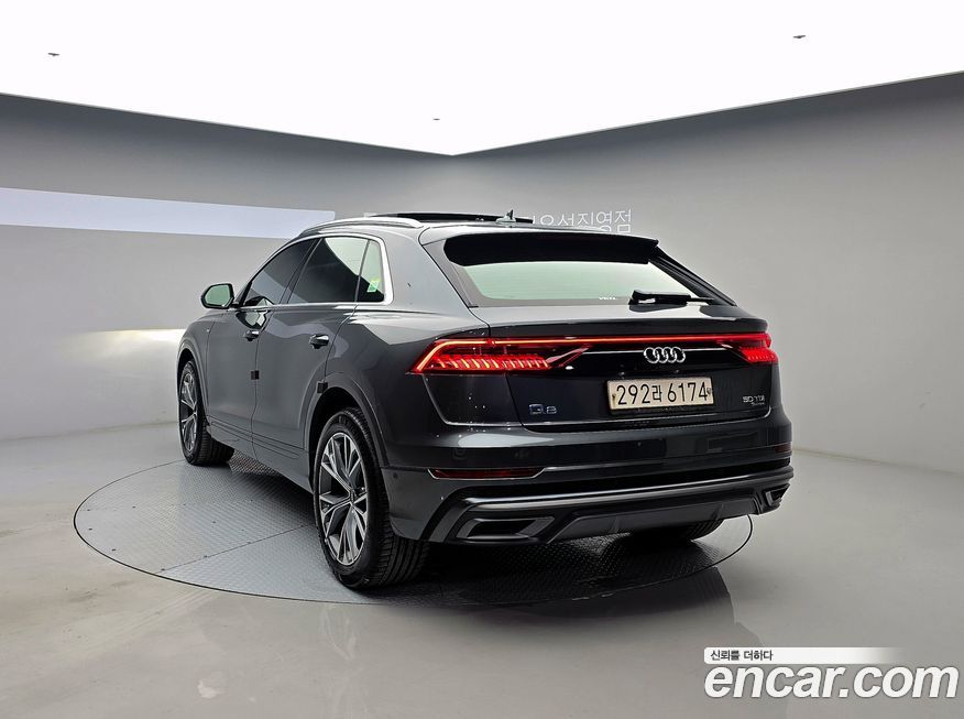 Audi Q8 2020