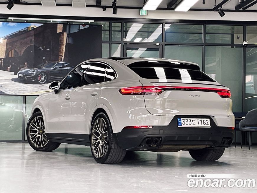 Porsche Cayenne 2022
