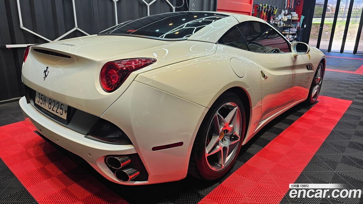 Ferrari California 2011