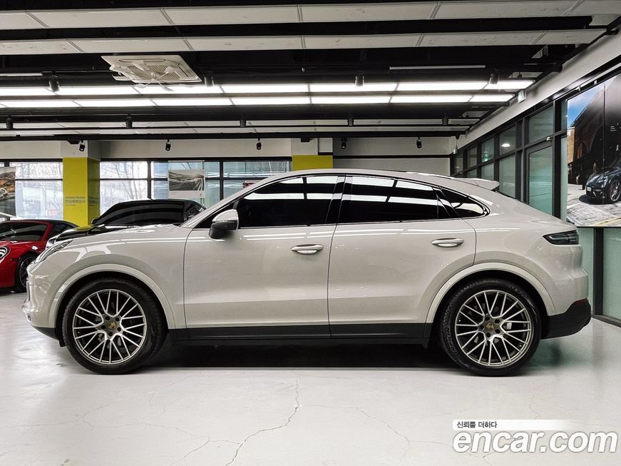 Porsche Cayenne 2022