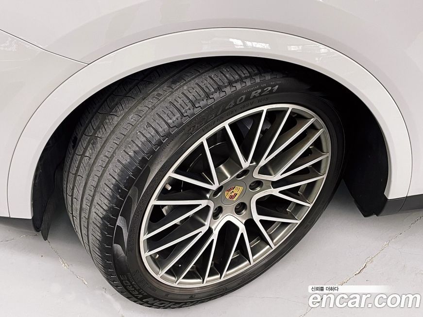 Porsche Cayenne 2022