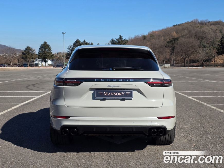 Porsche Cayenne 2021