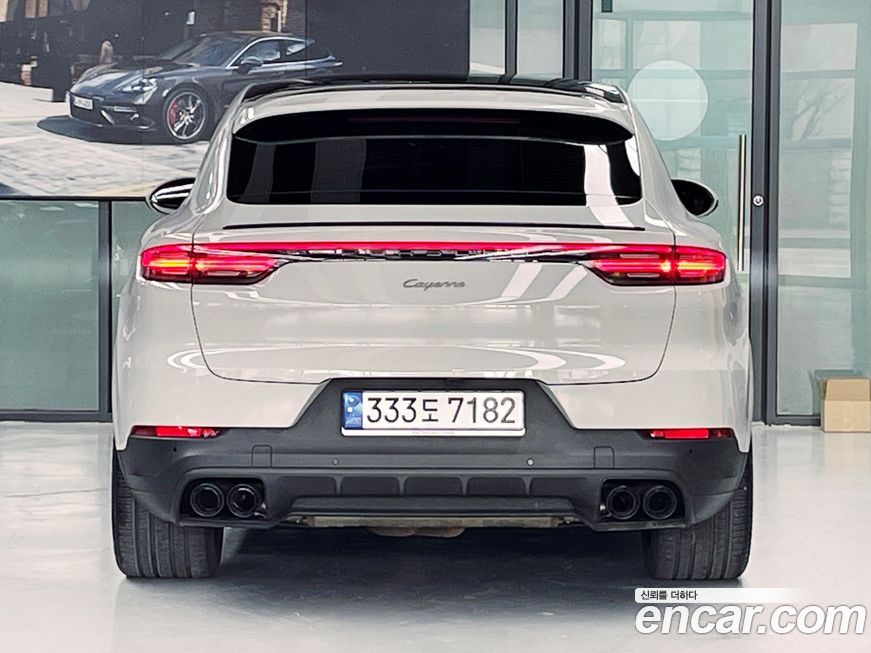 Porsche Cayenne 2022