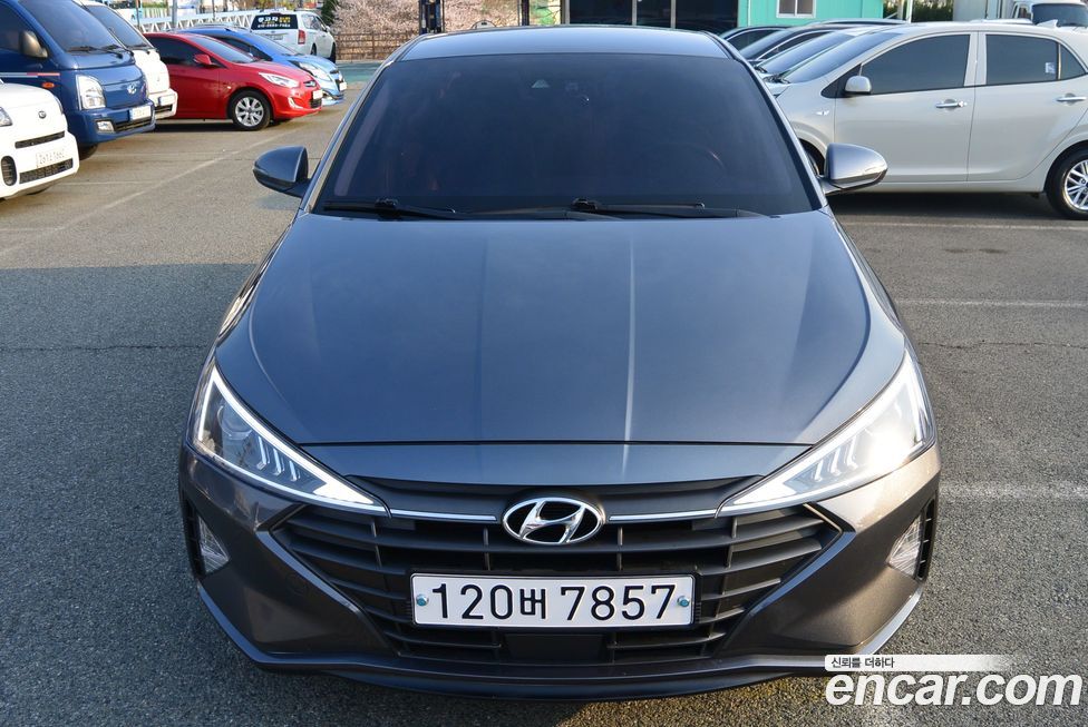 Hyundai AVANTE 2019