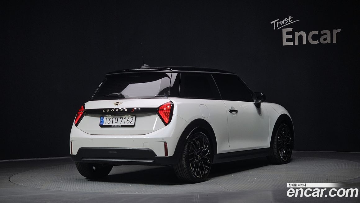 Mini Cooper 2025