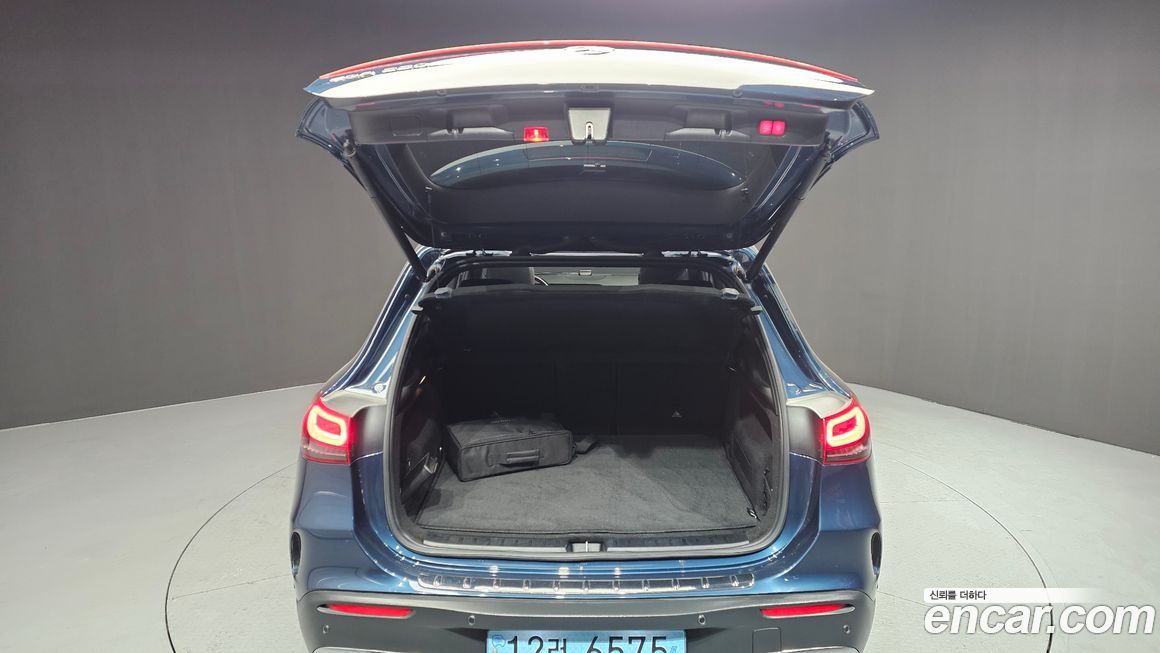 Mercedes-Benz EQA 2022