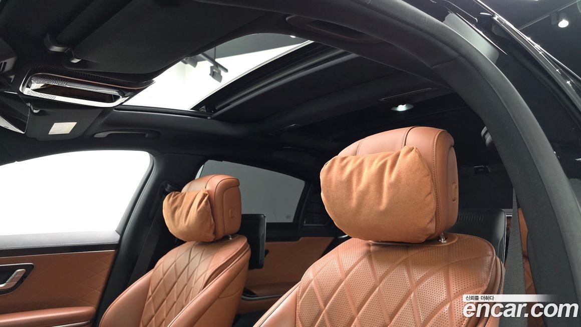 Mercedes-Benz S-Class 2021