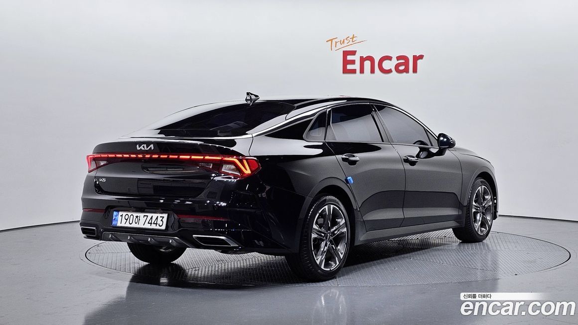 Kia K5 2023