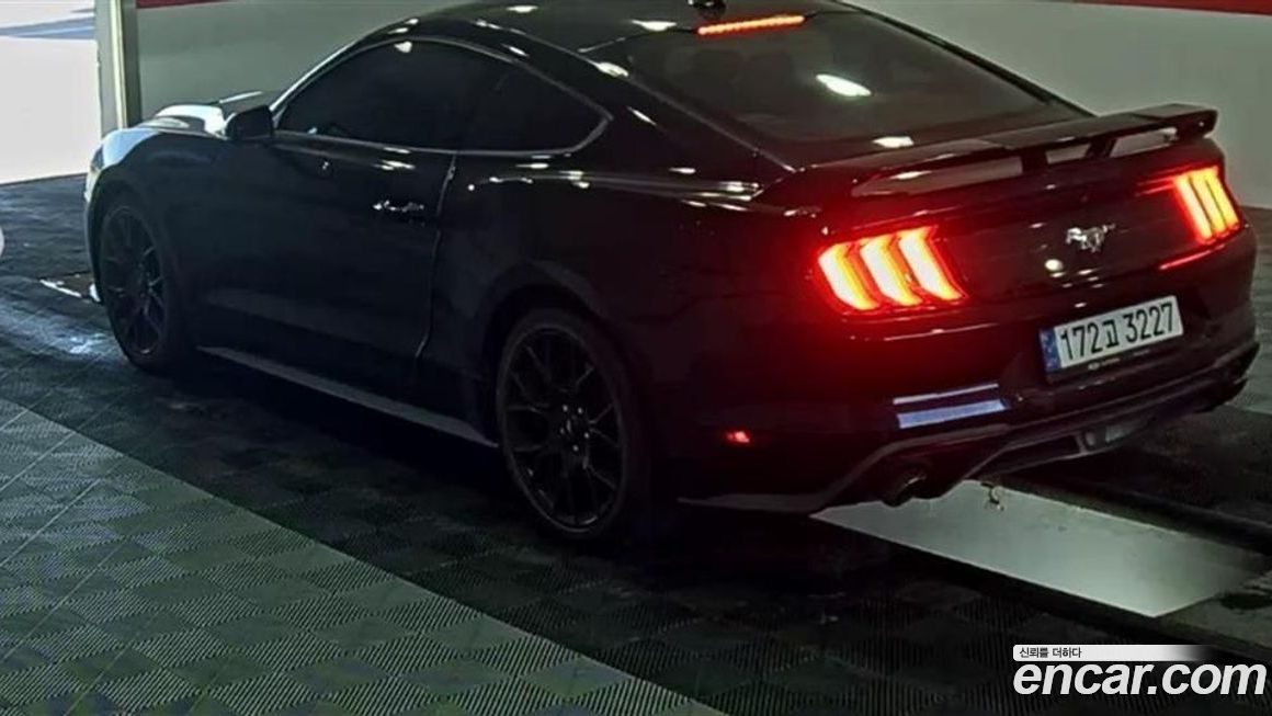 Ford Mustang 2020