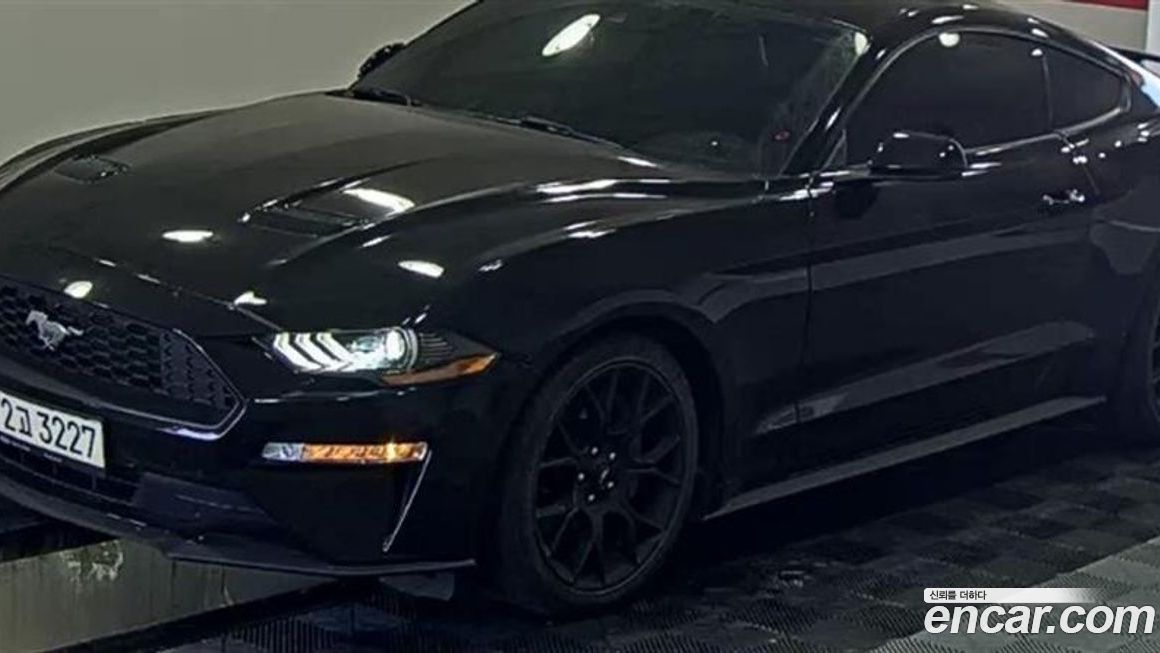 Ford Mustang 2020