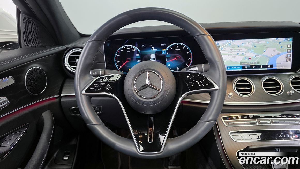 Mercedes-Benz E-Class 2023