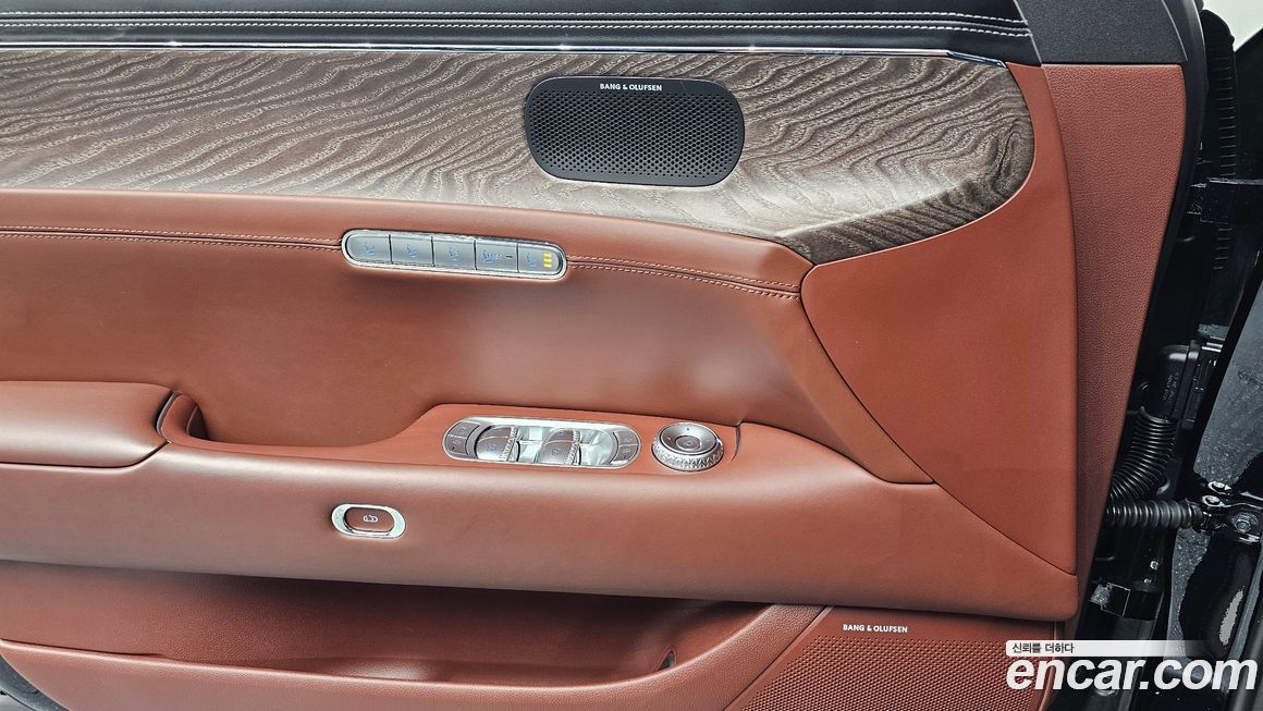 Genesis G90 2024