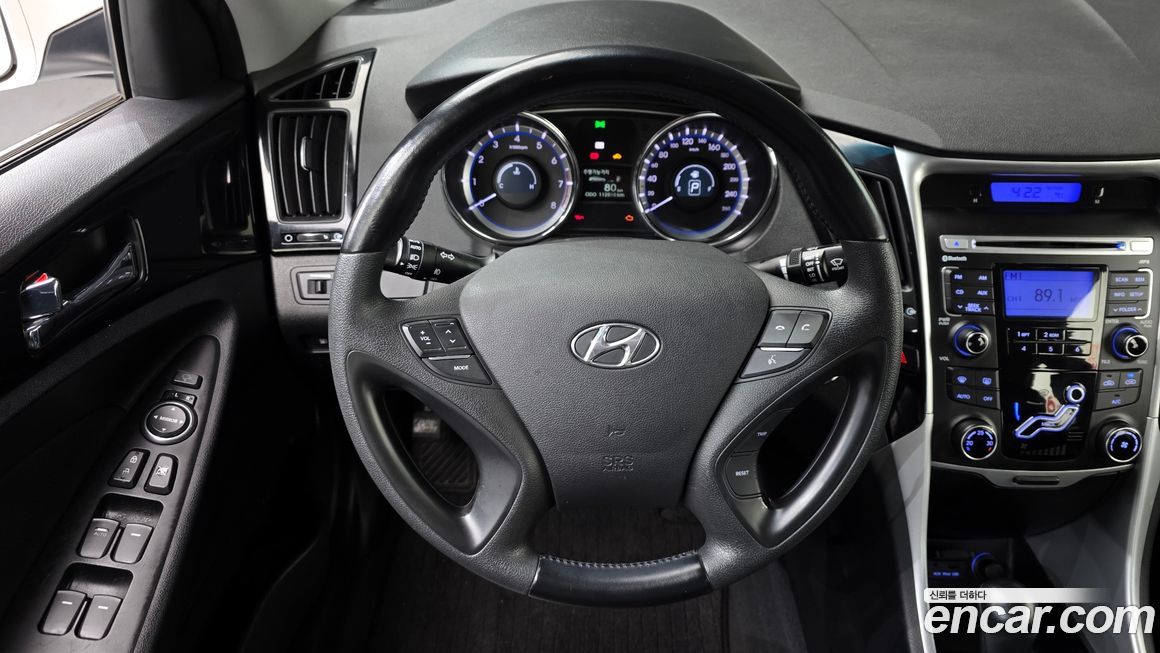 Hyundai Sonata 2010